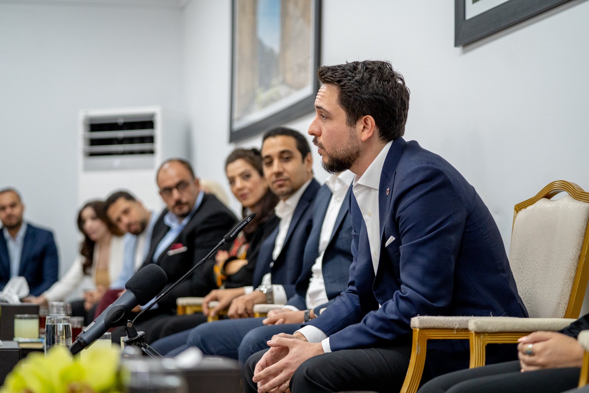 ولي العهد يعلن عن إعادة تفعيل برنامج خدمة العلم قريبا