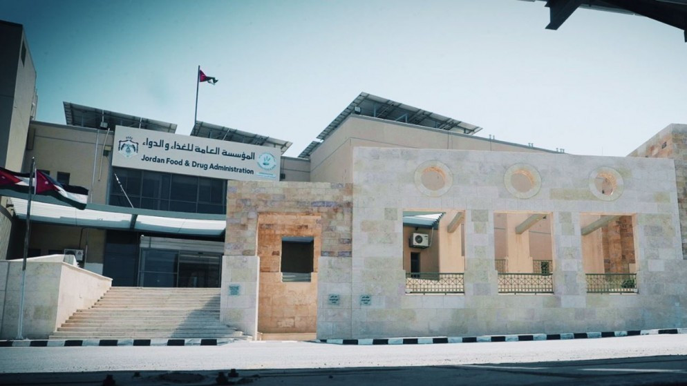 حصر توريد المستلزمات الطبية بالوكيل المعتمد وتوريدها مباشرة إلى المستشفيات