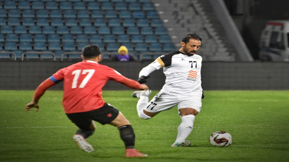 الحسين إربد يتفوق على شباب الأردن ويحافظ على صدارة الدوري