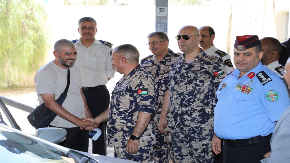 مدير الجمارك يستقبل أولى طلائع حجاج بيت الله الحرام العائدين إلى الأردن