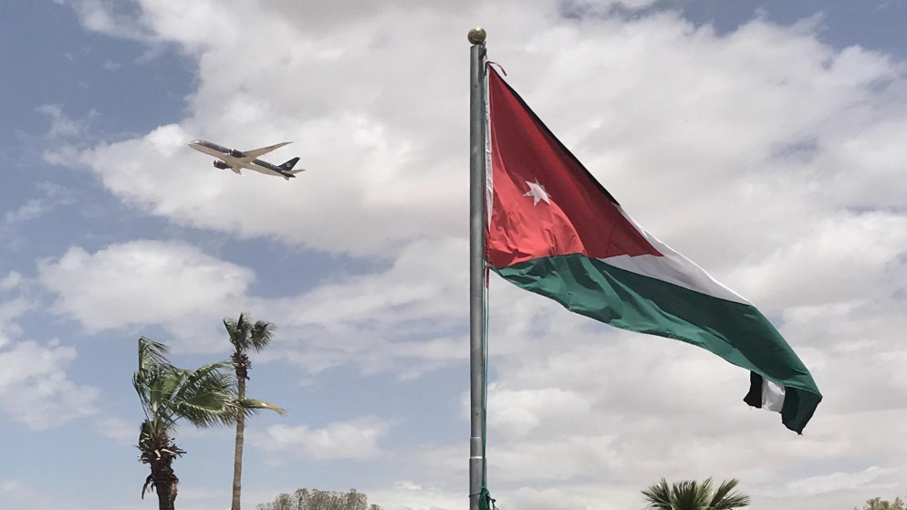 &quot;الطيران المدني&quot;: هبوط أعداد المسافرين 51% بسبب التوترات الإقليمية