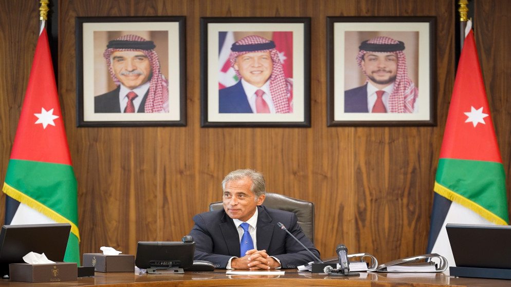 رئيس الوزراء: وقتنا جميعا ليس مُلكا لنا بل هو حق للأردن والأردنيين