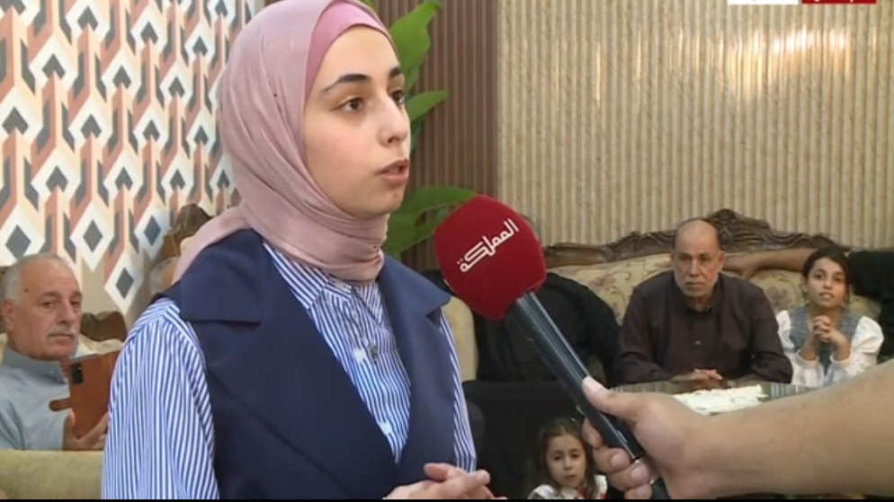 الأولى على الفرع العلمي في الطفيلة: بالقدرة والعزيمة تغلبت على صعوبات "التوجيهي"